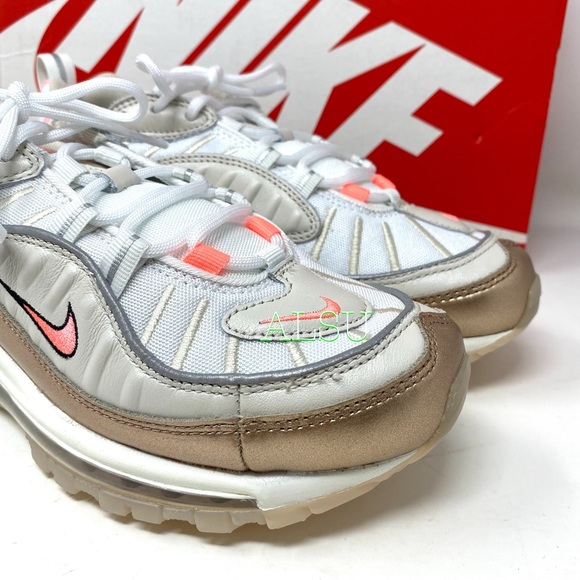 🎄SANTA’S DEAL 🎄 Nike Air Max 98 White Tan Women’s Sneakers Size 9.5 CI9907 100 - Picture 10 of 13